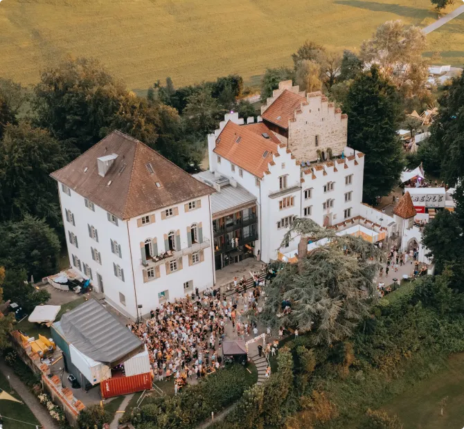 SaintWhoo Schloss Wartensee